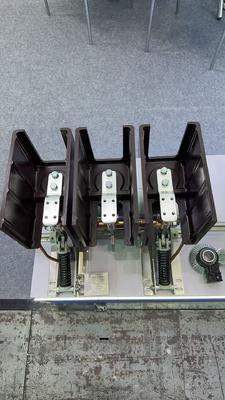 JN15-12/31.5/ 150mm Elektroerdschalter für Innenräume mit Isolationsplatte